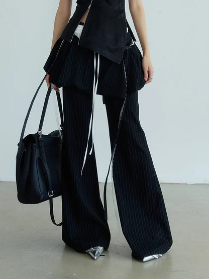 HIGH-WAISTED BLACK STRIPED PANTS