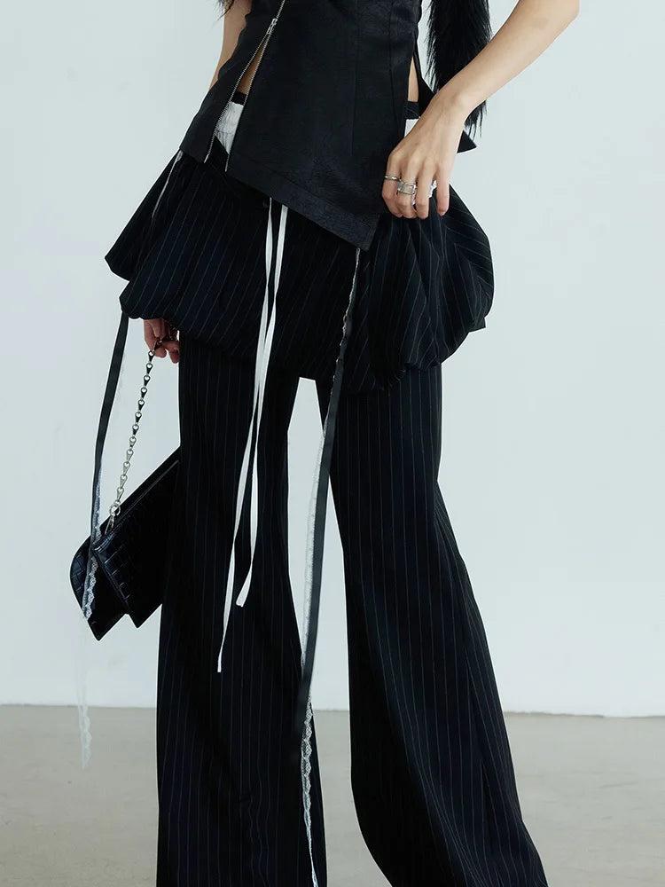 HIGH-WAISTED BLACK STRIPED PANTS